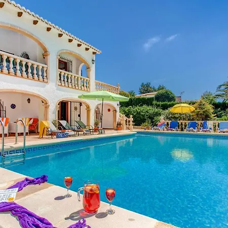 Villa Spacious 5-bed Enzo In La Mar Blava Balcon del Mar